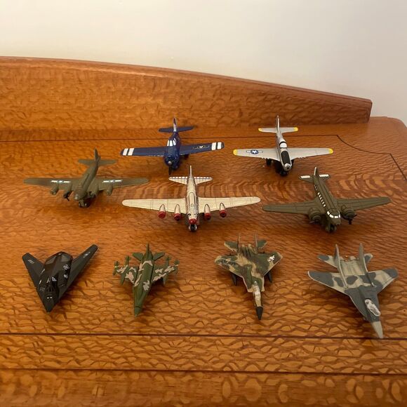 F-117A Nighthawk Stealth Fighter Diecast Model Dyna-Flites #A157 Mig 29 & Others - Picture 1 of 16